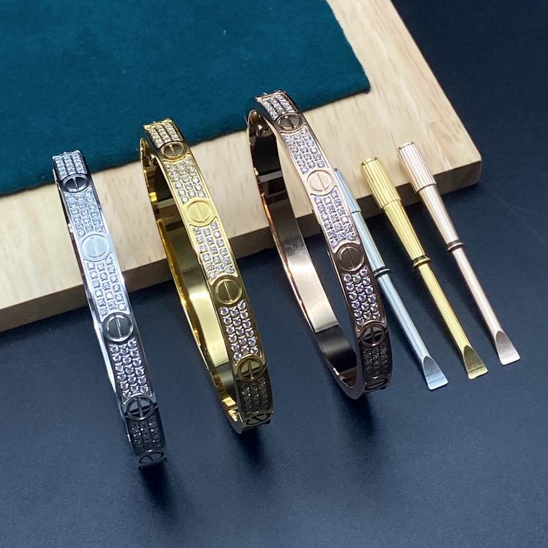 Cartier bracelet 03lyx107